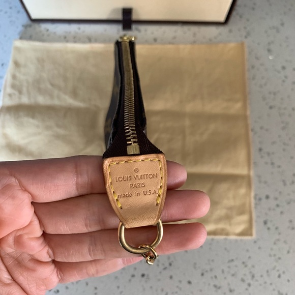 SOLD!! —— Louis Vuitton Mini Pochette - Picture 4 of 8